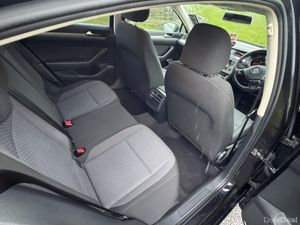 Volkswagen Passat 2015 manual - Image 4