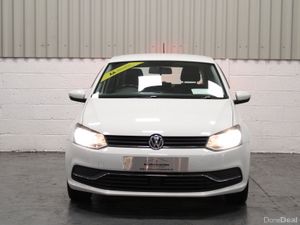 2015 Volkswagen Polo - Image 2