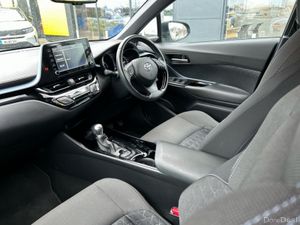 Toyota C-HR 1.8 HYBRID SPORT BI- 4DR AUTO - Image 3