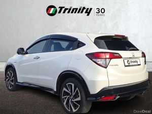 Honda Vezel ** RS BLACK EDTION ** TRINITY MOTORS * - Image 3