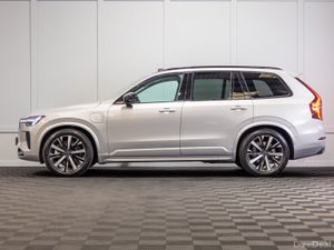 2025 Volvo XC90 T8 Plus Dark Theme 7 Seater - Image 3