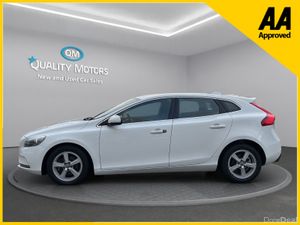 2015 VOLVO V40 (S30) - Image 4