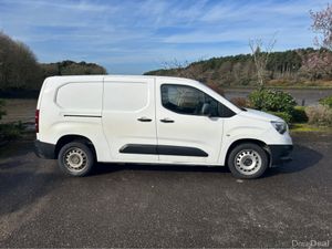Opel Combo L2H1 1.6 CDTI 5DR - Image 3