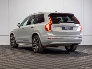 252 Volvo XC90 Core T8 7 Seater - Image 4