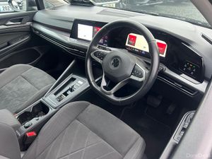 201 VW GOLF 1.5 TSI AUTO MK8 LOW KMS - Image 4