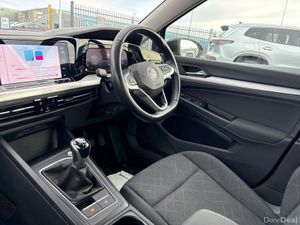 Volkswagen Golf 2.0 TDI Life - Image 3