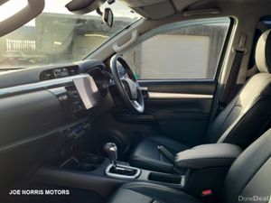 Toyota Hilux 2.4 Diesel 4WD DOUBLE CAB AUTOMATIC, - Image 4