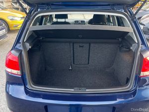 Volkswagen golf - Image 3