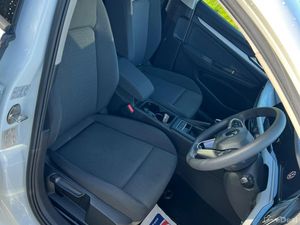 Volkswagen Golf 2022 2.0 TDI - Image 3