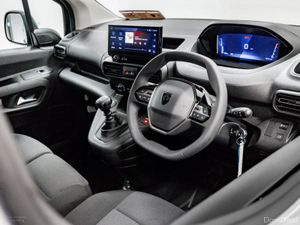 Peugeot Partner Pro Premium 1.5 Diesel 100HP 650Kg - Image 2