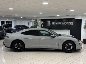 Porsche Taycan 4S=HUGE SPEC//LOW MILES//D REG=FULL - Image 2