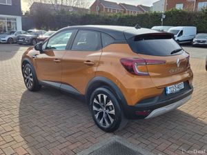 Renault Captur Limited Naeb TCE 90 5DR - Image 3