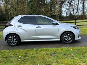 2021 Toyota Yaris 5 Baksp 210 - Image 4