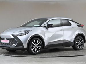 Toyota C-HR 2.0 DESIGN PHEV **SAT NAV**REVERSE CAM - Image 4