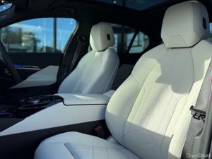 BMW 5-Series 530e M Sport Pro - Image 4