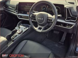 Kia Sportage SEM PHEV *Kia Finance from 0% APR* - Image 3