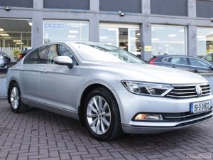 Volkswagen Passat 2015 - Image 2