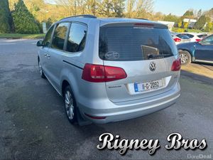 Volkswagen Sharan TRENDLINE 2.0 TDI MANUAL 6SPEED - Image 4