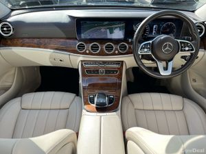 Mercedes-Benz E-Class E 200D Exclusive Line Saloon - Image 4