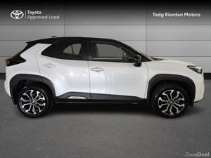 Toyota Yaris Cross LUNA SPORT - Image 3