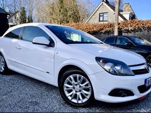 10  Astra 1.7 CDTI – 3 Door – Spotless Example - Image 4