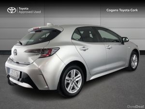 Toyota Corolla HYBRID LUNA H/B 4DR AUTO - Image 2