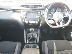 Nissan Qashqai 1.3 PET SE **€3,000 SCRAPPAGE** - Image 4