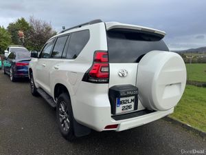 Toyota Land Cruiser 2018 prado 7 seats - Image 3
