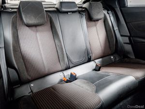 DS Automobiles DS 3 Crossback Performance Line 1.2 - Image 4