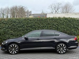 Volkswagen Passat HIGHLINE R-LINE PACK 2.0 TDI // - Image 3