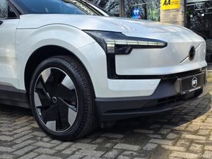 2024 VOLVO EX30 PLUS EXTENDED RANGE. - Image 4