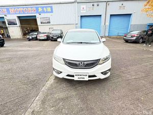 Honda Jade1.5 Hybrid Auto 6 SEATER 2015 - Image 2