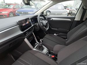 Volkswagen T-Roc LIFE PLUS 2.0TDI 116HP MANUAL - Image 3