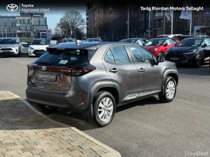 Toyota Yaris Cross LUNA 4DR - Image 2