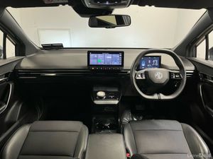 MG MG4 Trophy EV 64kWh 203BHP - Reversing Camera - - Image 4