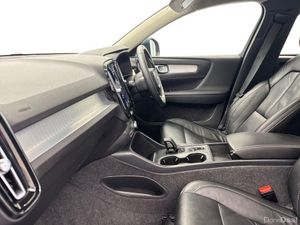 Volvo XC40 T4 INSCRIPTION * 2YR WARRANTY* €120 PER - Image 3