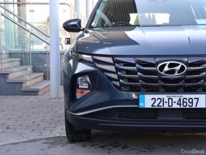 Hyundai Tucson 2WD Executive HEV Auto - - Image 3