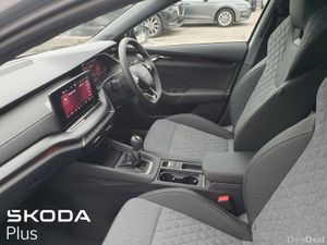 Skoda Octavia Sportline 2.0TDi 115HP - Demo, Upgra - Image 4