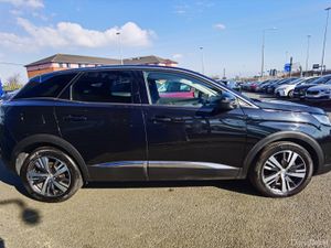 PEUGEOT 3008 1.6 ALLURE AUTOMATIC PHEV - Image 4