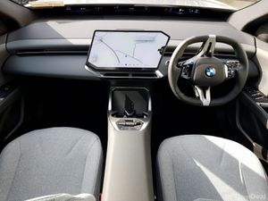 BMW iX3 iX3 50 xDrive - Image 4