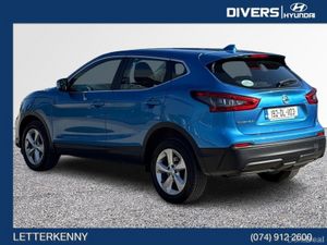Nissan Qashqai 1.5 DCI Acenta Premium - Image 2