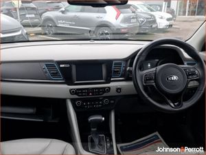 Kia Niro 1.6 GDI PLUG-IN HYBRID - Image 4
