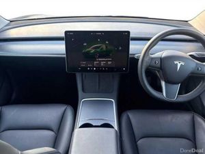 221 Tesla Model 3 Long Range - Image 3