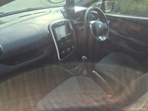 2016 Renault Clio 1.2 petrol - Image 2