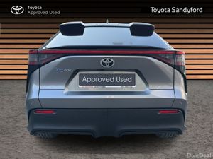Toyota bZ4X SPORT EV AUTOMATIC // HEATED SEATS & S - Image 4