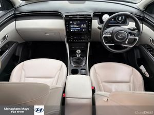 Hyundai Tucson EXECUTIVE 1.6 DIESEL 5DR - Image 2
