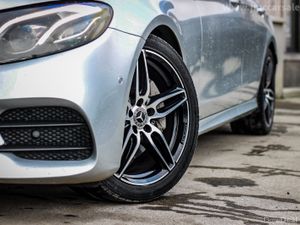 2019 MERCEDES-BENZ E220 AMG LINE - Image 2