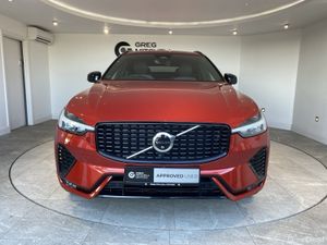 Volvo XC60 2023 - Image 2