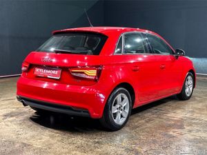 Audi A1 1.0 AUTOMATIC - FACTORY ALLOYS - PARKING R - Image 4