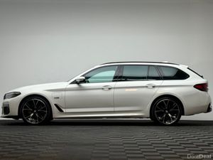 BMW 5-Series 530E M SPORT - Image 4